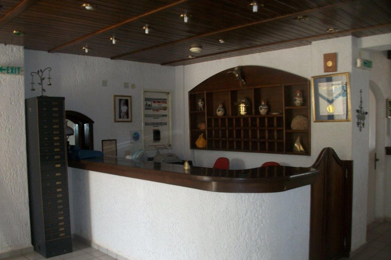 Efi Hotel ماليا المظهر الخارجي الصورة