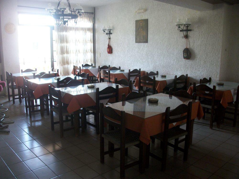 Efi Hotel ماليا المظهر الخارجي الصورة