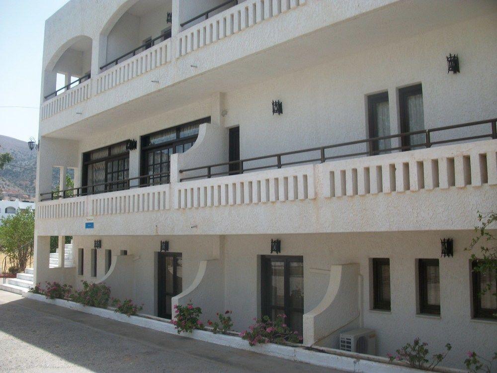 Efi Hotel ماليا المظهر الخارجي الصورة