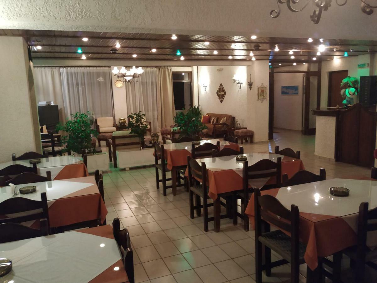 Efi Hotel ماليا المظهر الخارجي الصورة