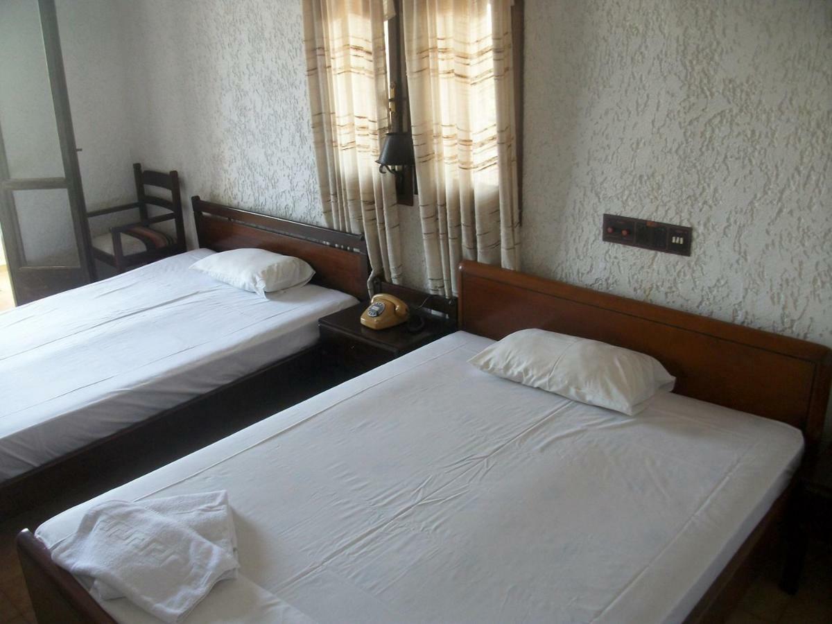 Efi Hotel ماليا المظهر الخارجي الصورة